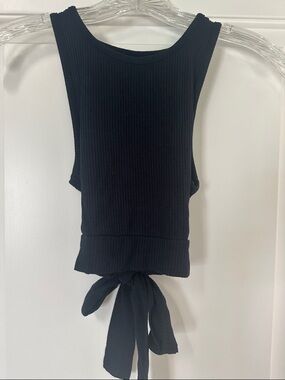 Tie-Back Ribbed Tank Top - Black